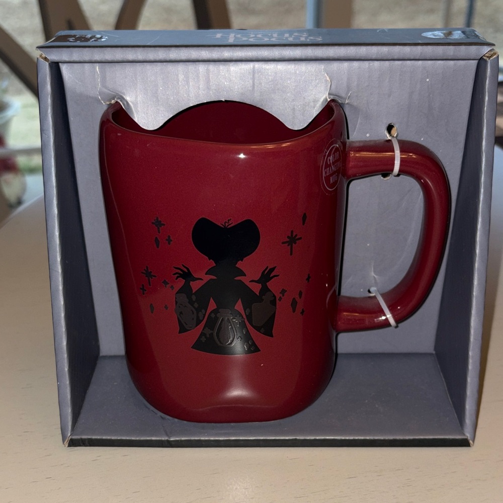 Magenta Disney Hocus Pocus Color Changing Mug